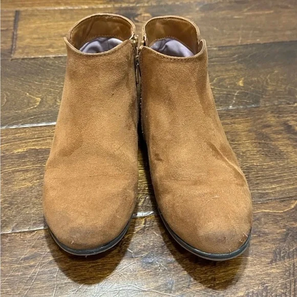 Girls Brown Booties - Picture 3 of 3